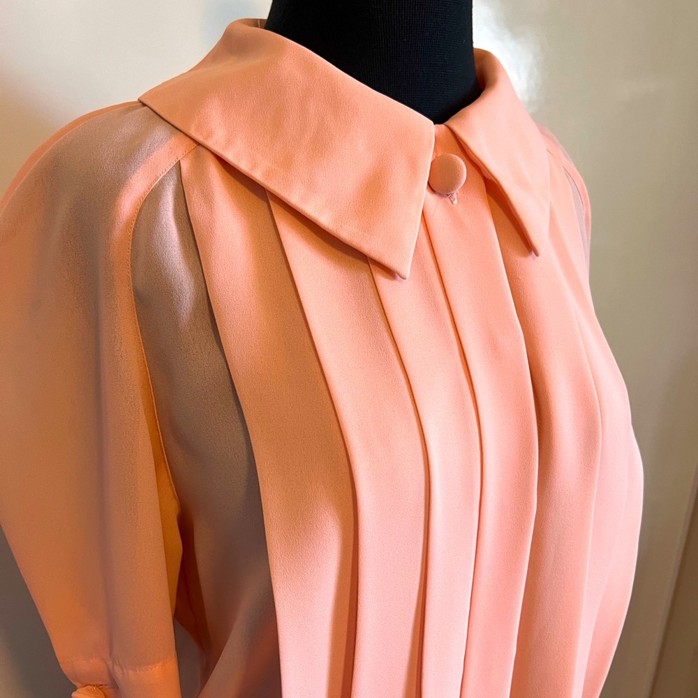 Vintage pleated pink blouse. Jennifer Lloyd size 6.